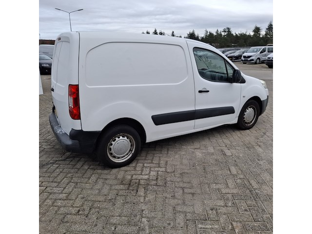 Bedrijfswagen, peugeot, partner 120 1.6 e-hdi l1 xr profit +, 2012 - afbeelding 39 van  43