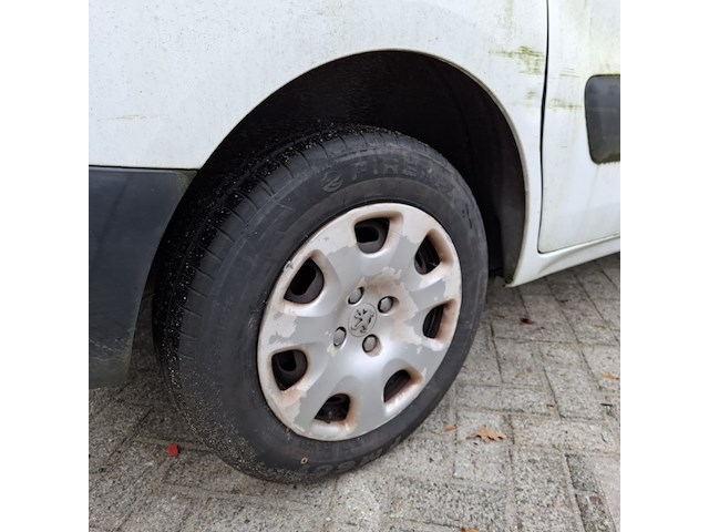 Bedrijfswagen peugeot, partner 1.6, bouwjaar 2012 - afbeelding 4 van  36