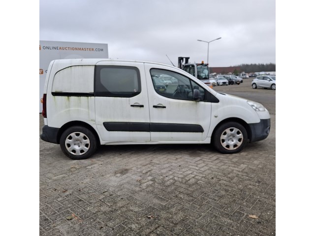 Bedrijfswagen peugeot, partner 1.6, bouwjaar 2012 - afbeelding 31 van  36