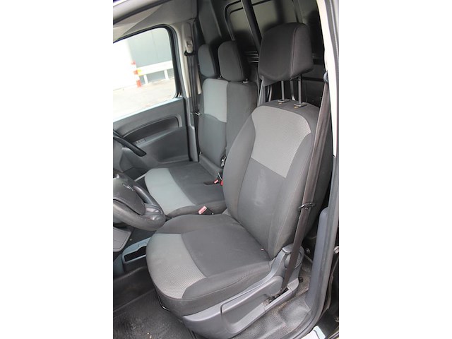 Bedrijfswagen renault kangoo diesel 1.5 dci 90 pk fw51k1 met kenteken vxn-20-p. datum eerste toelating 11... - afbeelding 5 van  18