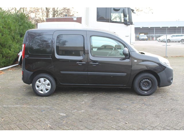 Bedrijfswagen renault kangoo diesel 1.5 dci 90 pk fw51k1 met kenteken vxn-20-p. datum eerste toelating 11... - afbeelding 13 van  18