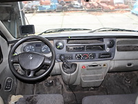 Bedrijfswagen renault master t33 2.5 dci l2h2 met kenteken 31-vtj-8 en kilometerstand 489.032 km. bouwjaar ... - afbeelding 2 van  11