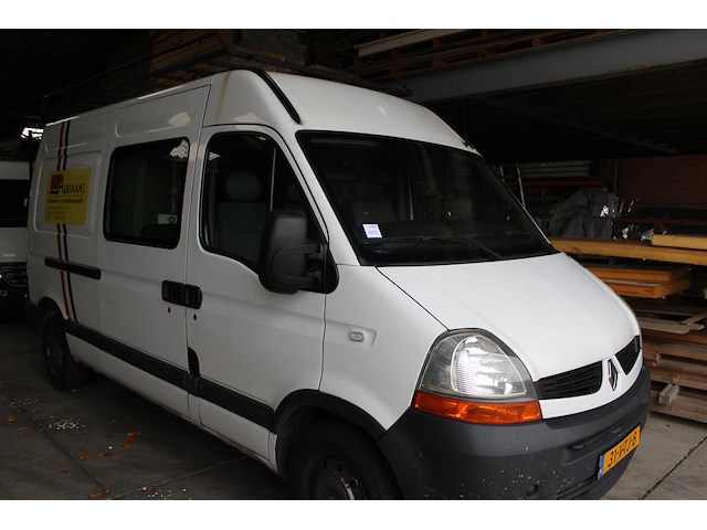 Bedrijfswagen renault master t33 2.5 dci l2h2 met kenteken 31-vtj-8 en kilometerstand 489.032 km. bouwjaar ... - afbeelding 4 van  11