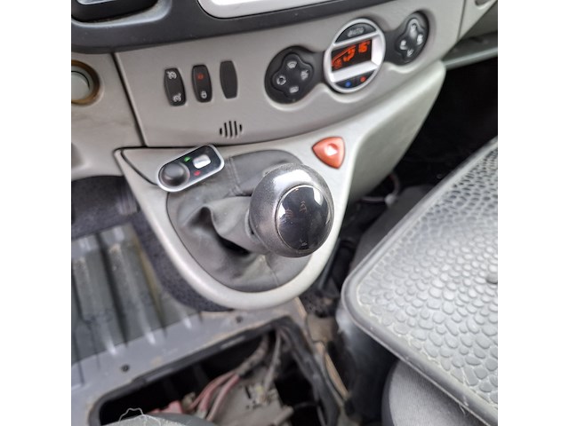 Bedrijfswagen, renault, trafic 2.0, 2011 - afbeelding 25 van  48