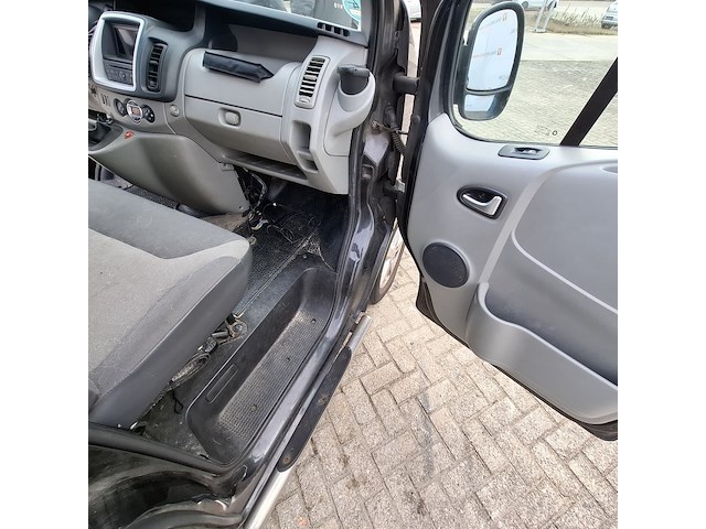 Bedrijfswagen, renault, trafic 2.0, 2011 - afbeelding 35 van  48