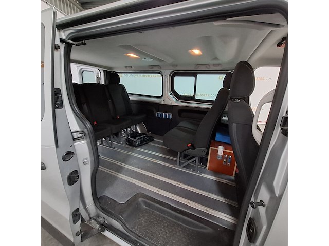 Bedrijfswagen, renault, trafic, 2017 - afbeelding 25 van  49