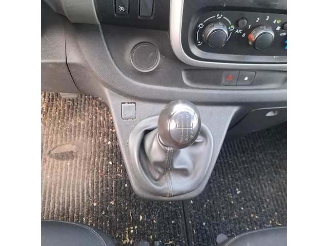 Bedrijfswagen, renault, trafic, 2018 - afbeelding 3 van  24