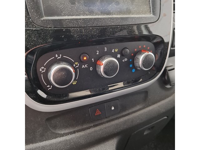 Bedrijfswagen, renault, trafic, 2019 - afbeelding 6 van  32