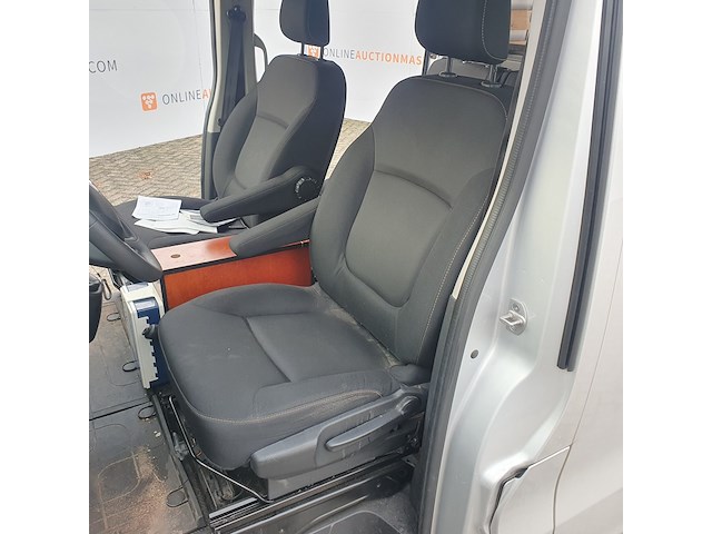 Bedrijfswagen, renault, trafic - afbeelding 13 van  50