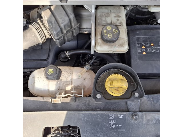 Bedrijfswagen, renault, trafic - afbeelding 17 van  47