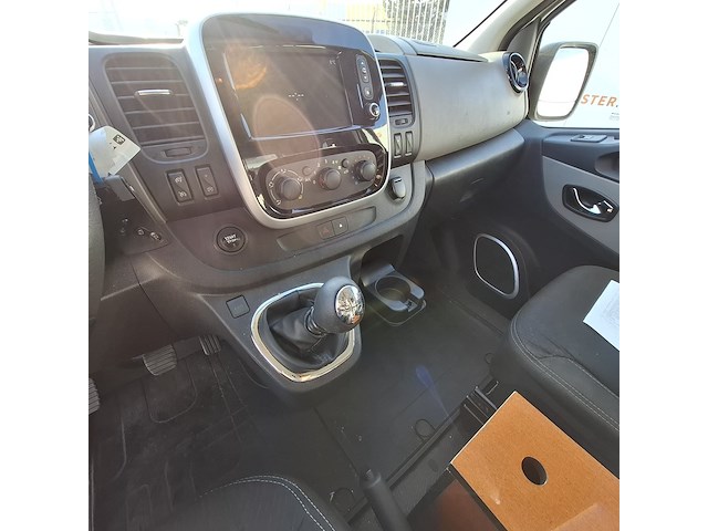 Bedrijfswagen, renault, trafic - afbeelding 28 van  47