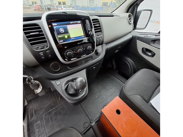Bedrijfswagen, renault, trafic - afbeelding 27 van  44