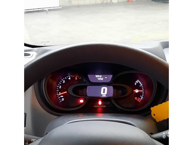 Bedrijfswagen, renault, trafic - afbeelding 11 van  33