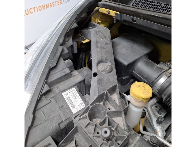 Bedrijfswagen, renault - afbeelding 44 van  104