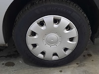 Bedrijfswagen, renault - afbeelding 2 van  37