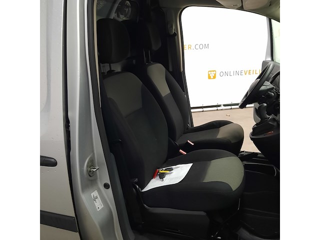 Bedrijfswagen, renault - afbeelding 27 van  37