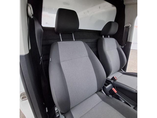 Bedrijfswagen, volkswagen, caddy - afbeelding 33 van  44