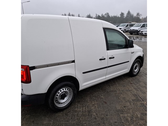 Bedrijfswagen, volkswagen, caddy - afbeelding 40 van  44