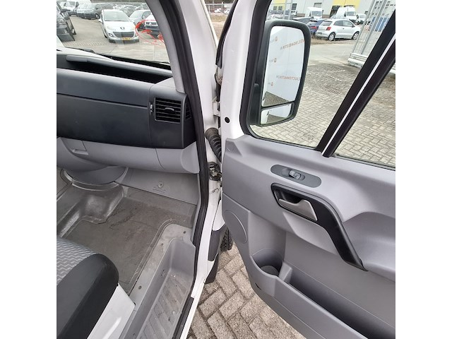 Bedrijfswagen volkswagen, crafter 2.0, bouwjaar 2012 - afbeelding 32 van  48