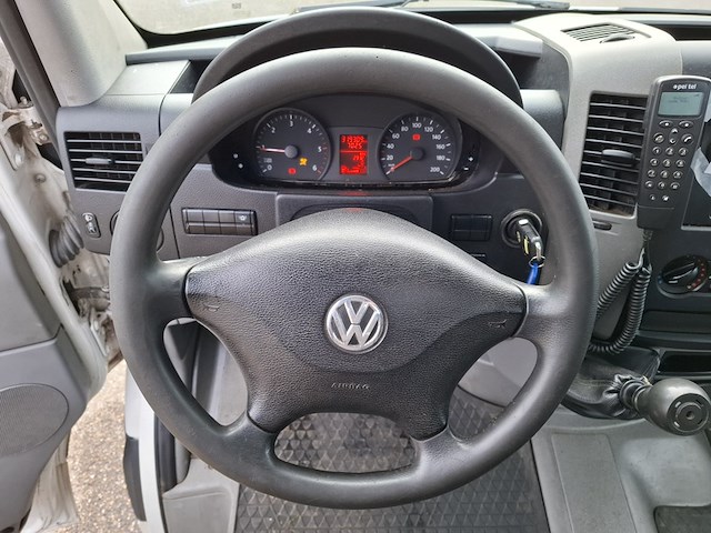 Bedrijfswagen, volkswagen, crafter 35 2.0 met oprijramp, 2011 - afbeelding 27 van  40