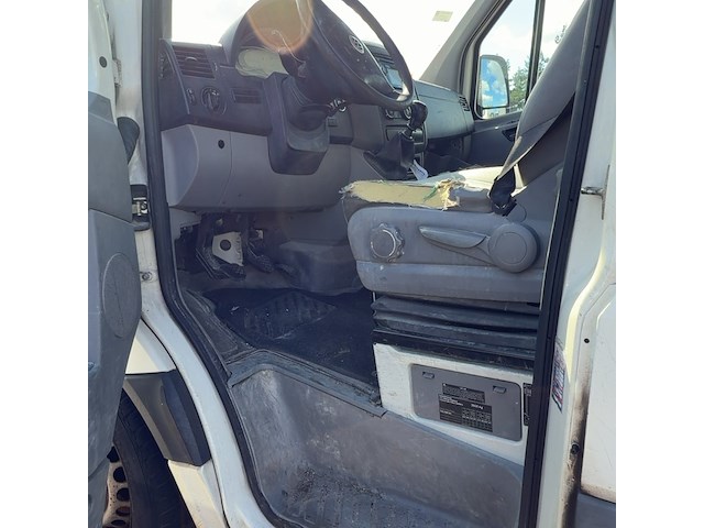 Bedrijfswagen, volkswagen, crafter, 35 2.5 tdi l2h1 dc trendline, 2010 - afbeelding 23 van  23