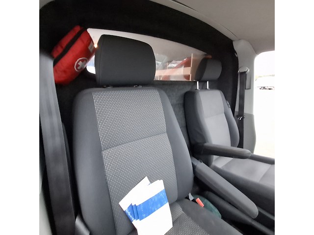 Bedrijfswagen, volkswagen, transporter 2.0 tdi, 2010 - afbeelding 29 van  46