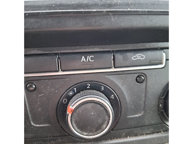 Bedrijfswagen, volkswagen, transporter, 2.0 tdi l1h1 highline - afbeelding 15 van  47