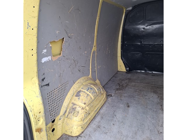 Bedrijfswagen, volkswagen, transporter, 2.0 tdi l1h1 highline - afbeelding 19 van  47