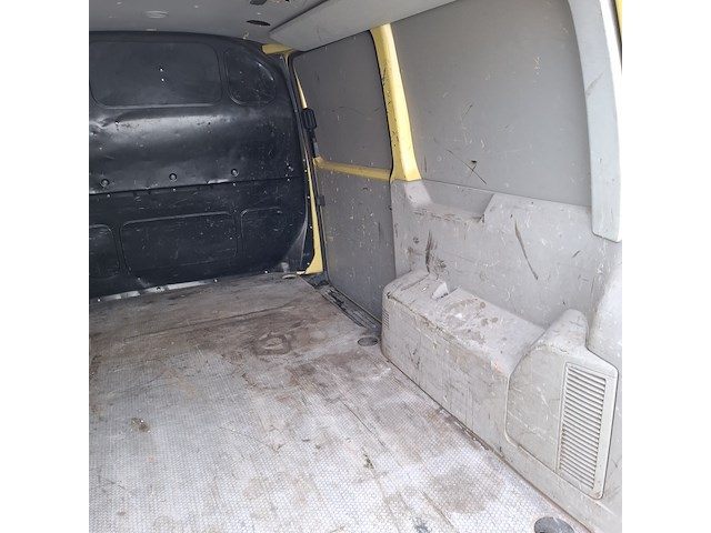 Bedrijfswagen, volkswagen, transporter, 2.0 tdi l1h1 highline - afbeelding 21 van  47