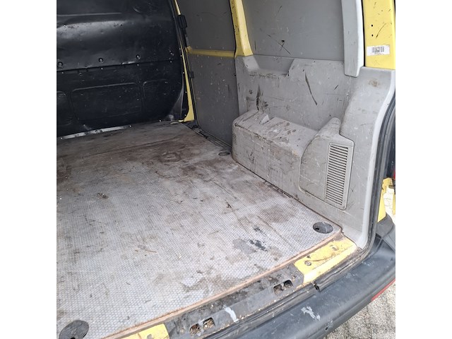 Bedrijfswagen, volkswagen, transporter, 2.0 tdi l1h1 highline - afbeelding 24 van  47