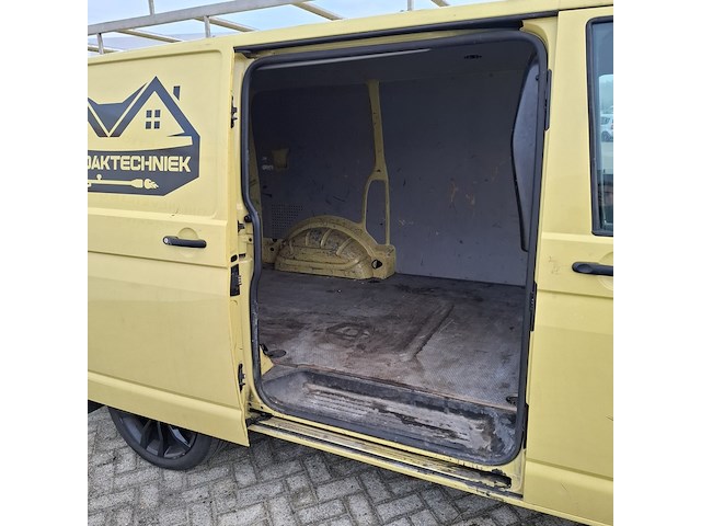 Bedrijfswagen, volkswagen, transporter, 2.0 tdi l1h1 highline - afbeelding 28 van  47