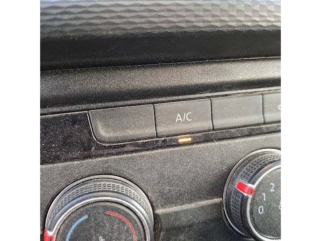 Bedrijfswagen volkswagen, transporter 2.0 tdi l2h1, bouwjaar 2024 - afbeelding 30 van  52