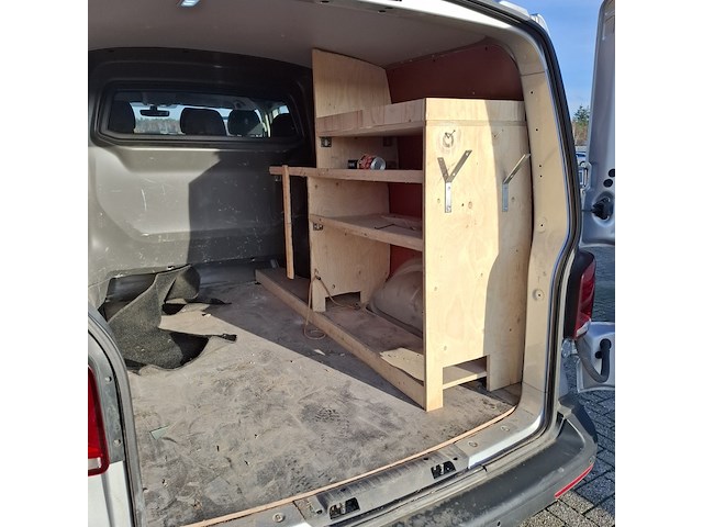 Bedrijfswagen volkswagen, transporter 2.0 tdi l2h1, bouwjaar 2024 - afbeelding 38 van  52