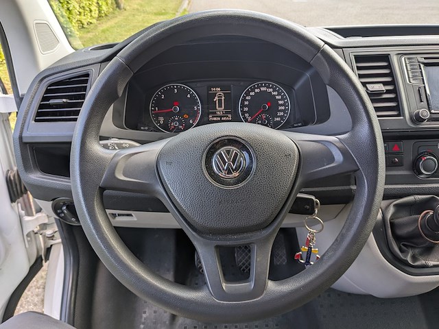 Bedrijfswagen, volkswagen, transporter 2.0 tdi l2h1 highline, wit, 2018 - afbeelding 3 van  33