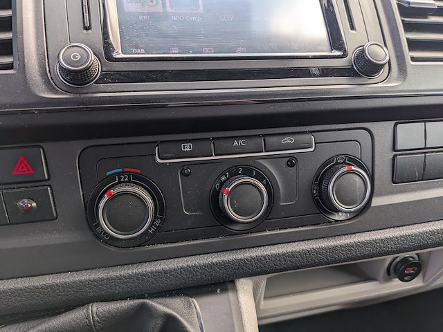 Bedrijfswagen, volkswagen, transporter 2.0 tdi l2h1 highline, wit, 2018 - afbeelding 7 van  33