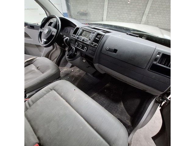 Bedrijfswagen, volkswagen, transporter, 2015 - afbeelding 28 van  50
