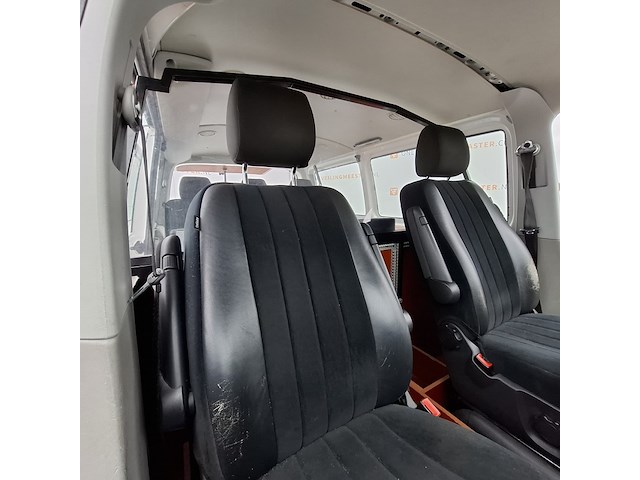 Bedrijfswagen, volkswagen, transporter 4-motion - afbeelding 41 van  45