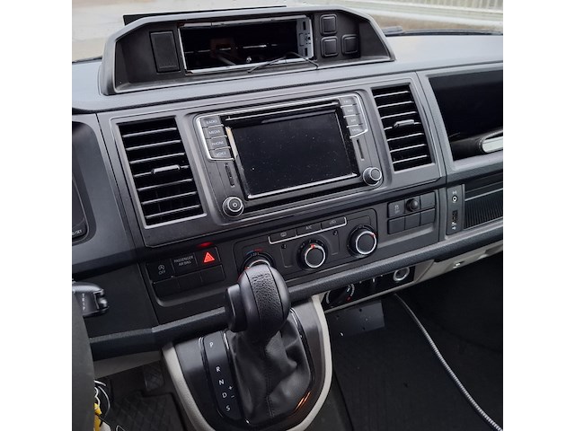 Bedrijfswagen, volkswagen, transporter - afbeelding 24 van  46