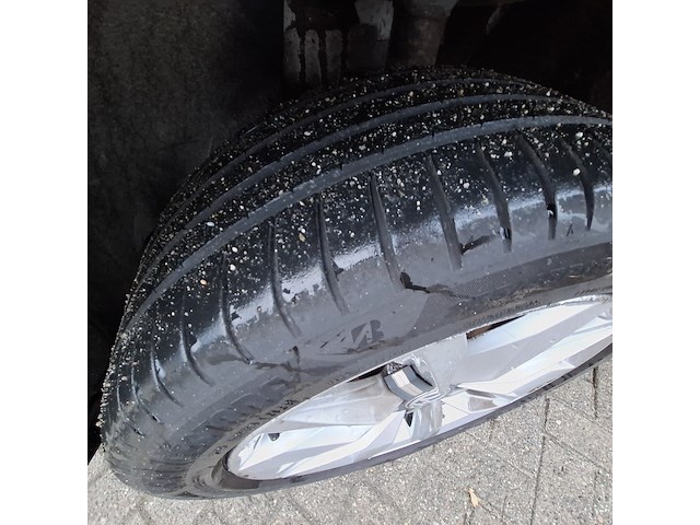 Bedrijfswagen, volkswagen, transporter - afbeelding 2 van  46