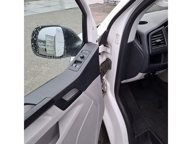 Bedrijfswagen, volkswagen, transporter - afbeelding 17 van  46