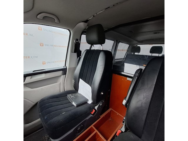 Bedrijfswagen, volkswagen, transporter - afbeelding 26 van  46
