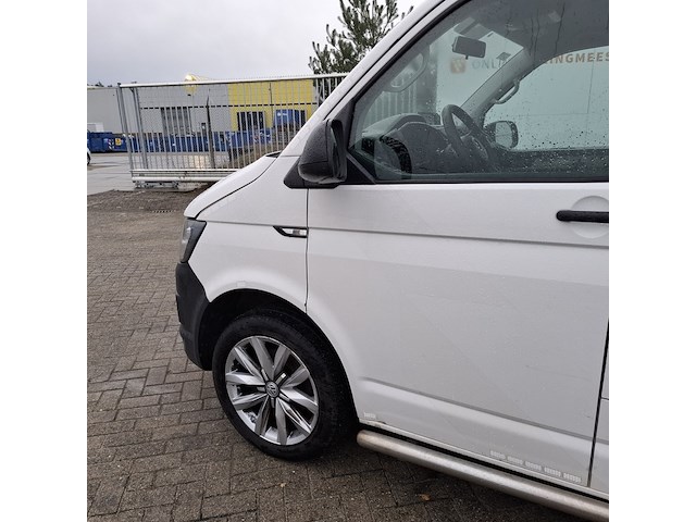 Bedrijfswagen, volkswagen, transporter - afbeelding 45 van  46