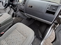 Bedrijfswagen, volkswagen, transporter - afbeelding 40 van  45