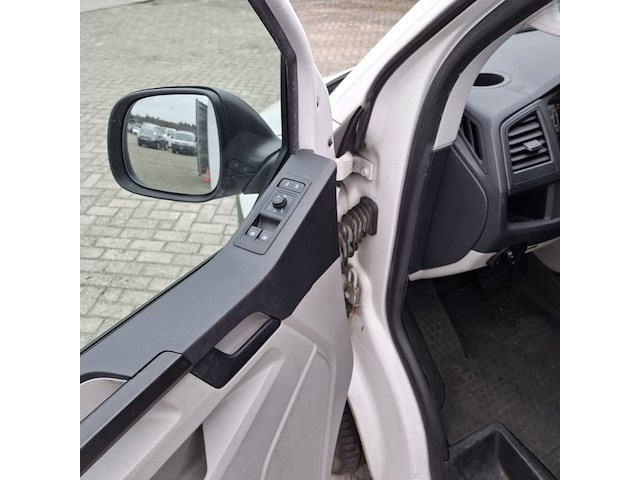 Bedrijfswagen, volkswagen, transporter - afbeelding 24 van  47