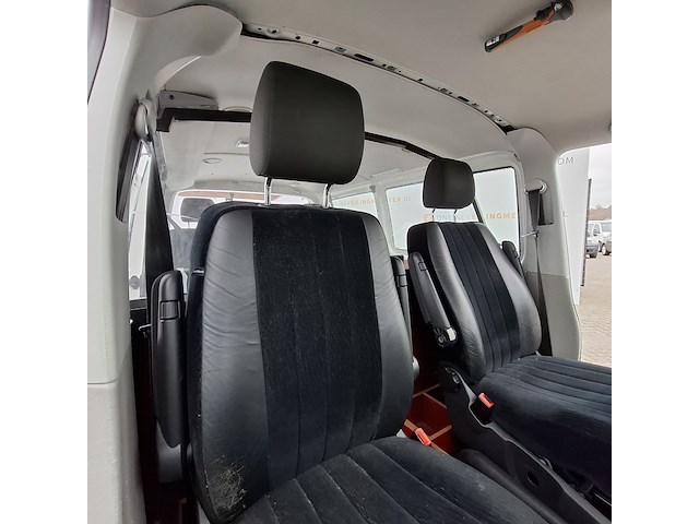 Bedrijfswagen, volkswagen, transporter - afbeelding 42 van  47