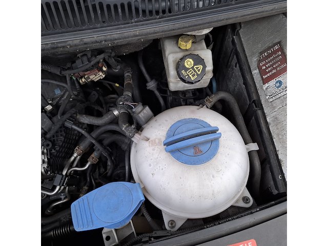 Bedrijfswagen, volkswagen, transporter - afbeelding 22 van  49