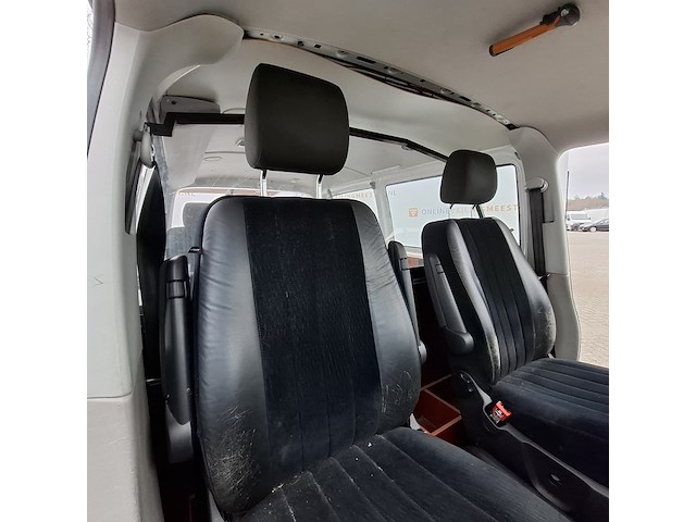 Bedrijfswagen, volkswagen, transporter - afbeelding 44 van  49