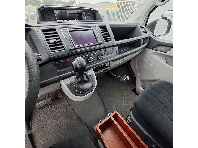 Bedrijfswagen, volkswagen, transporter - afbeelding 33 van  50