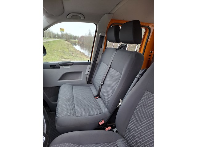 Bedrijfswagen, volkswagen, transporter - afbeelding 46 van  57