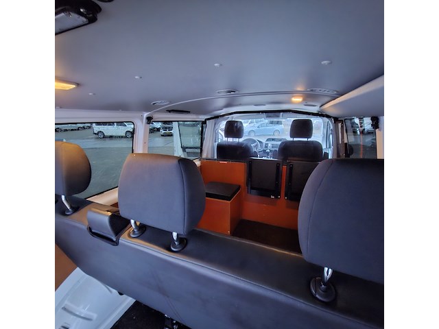 Bedrijfswagen, volkswagen, transporter - afbeelding 29 van  46